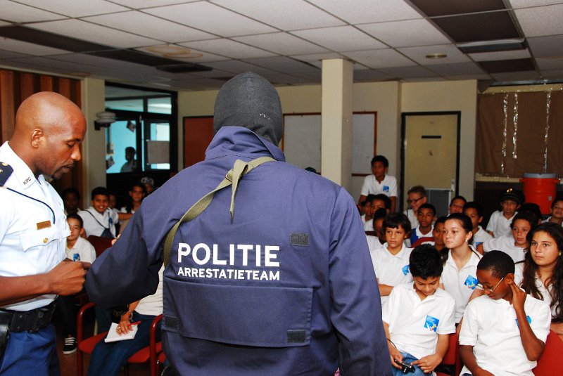 23Nov12PW_VJMC8_politiebureau_068.jpg