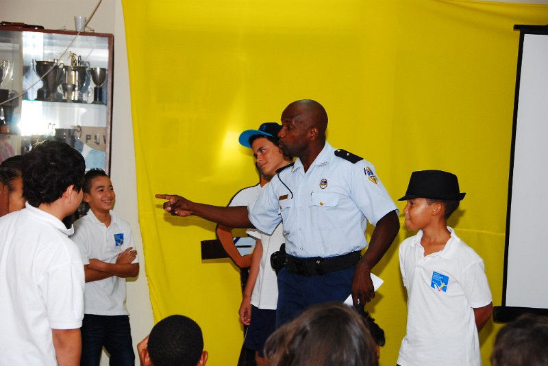 23Nov12PW_VJMC8_politiebureau_085.jpg