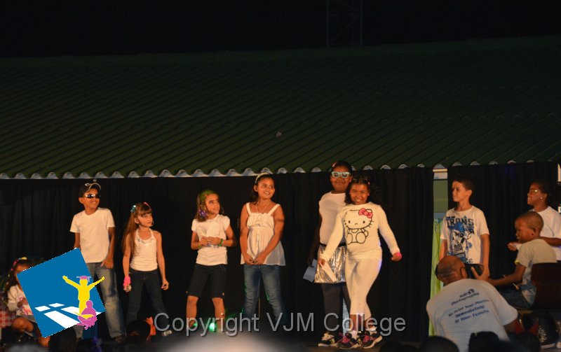 29Nov13_VJMC_Bonte_Avond_0007a.jpg